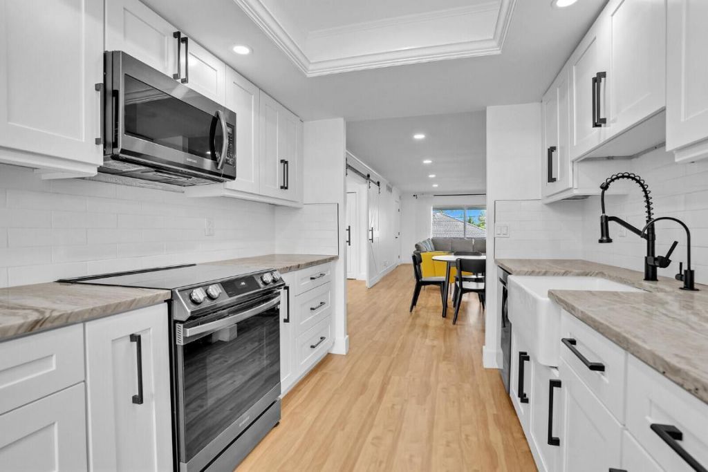 1210 Sugar Sands Drive, Unit 243, Singer Island, FL 33404 Photo