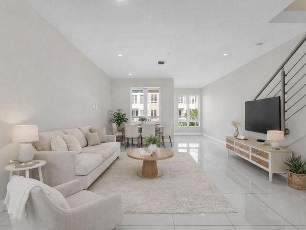 10220 NW 63rd Terrace, Unit 207, Doral, FL 33178