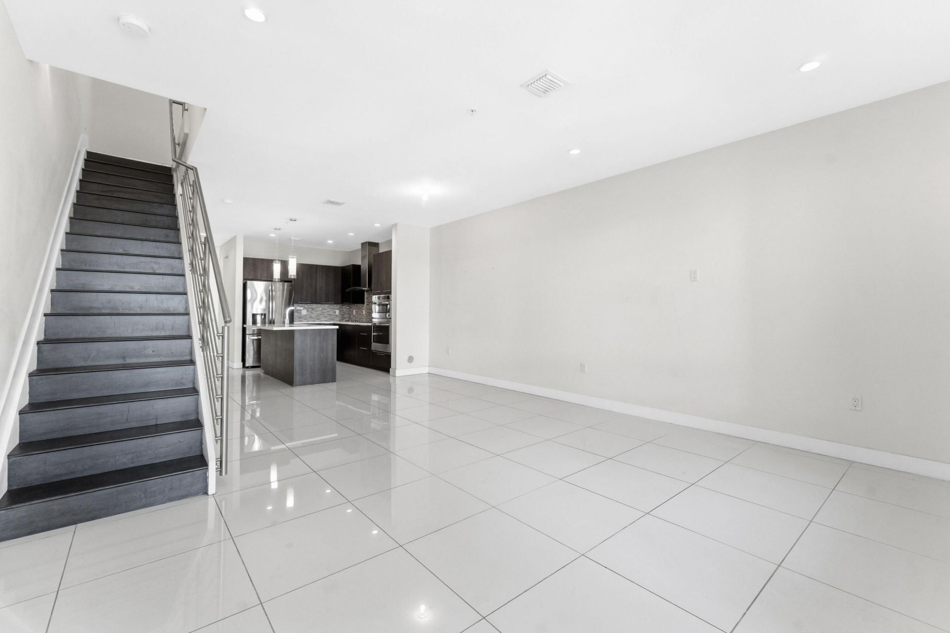 10220 NW 63rd Terrace, Unit 207, Doral, FL 33178 Photo