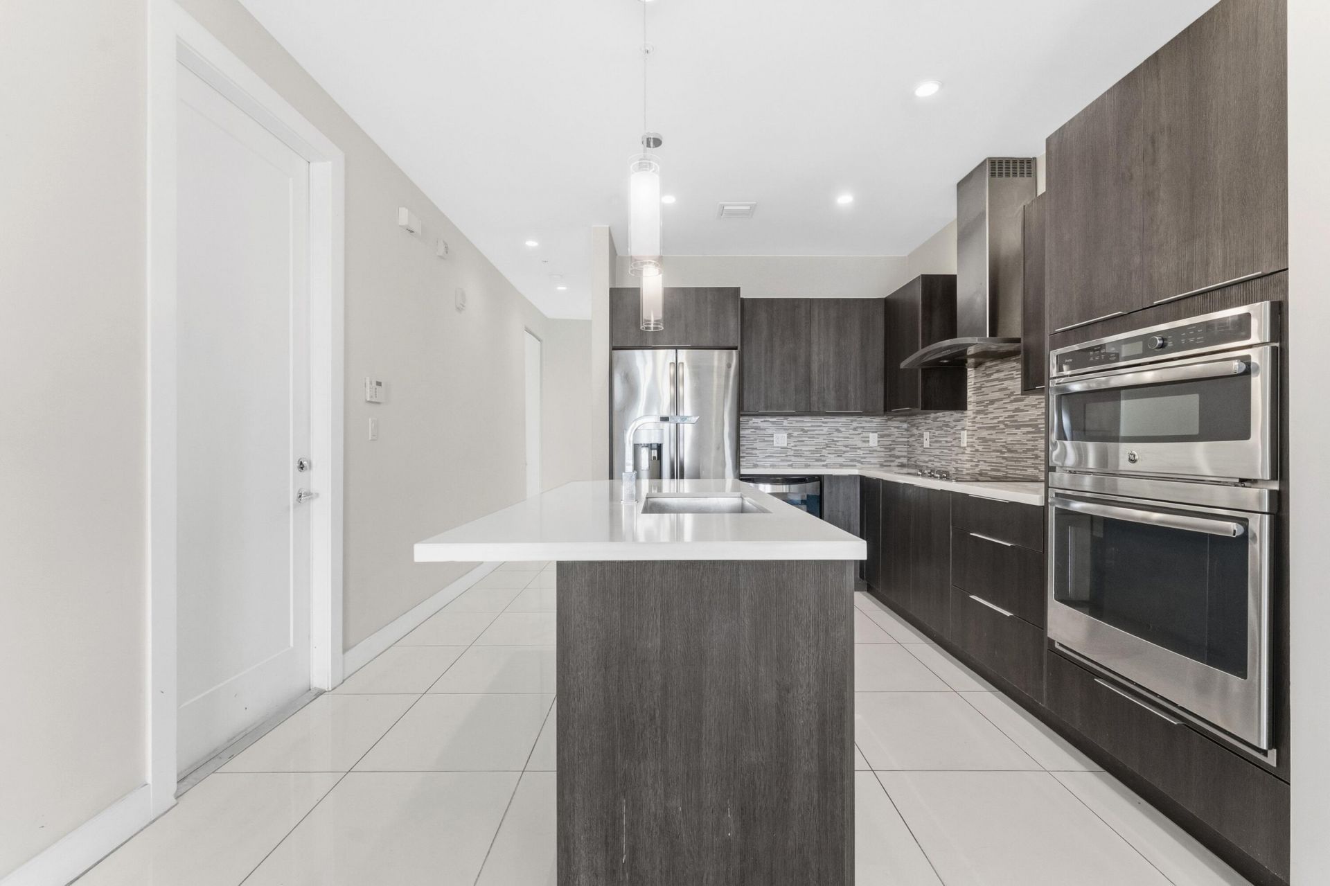 10220 NW 63rd Terrace, Unit 207, Doral, FL 33178 Photo