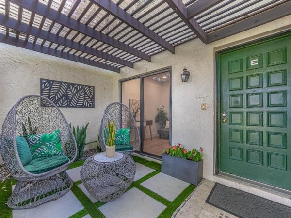 21864 Arriba Real, Unit 3-E, Boca Raton, FL 33433