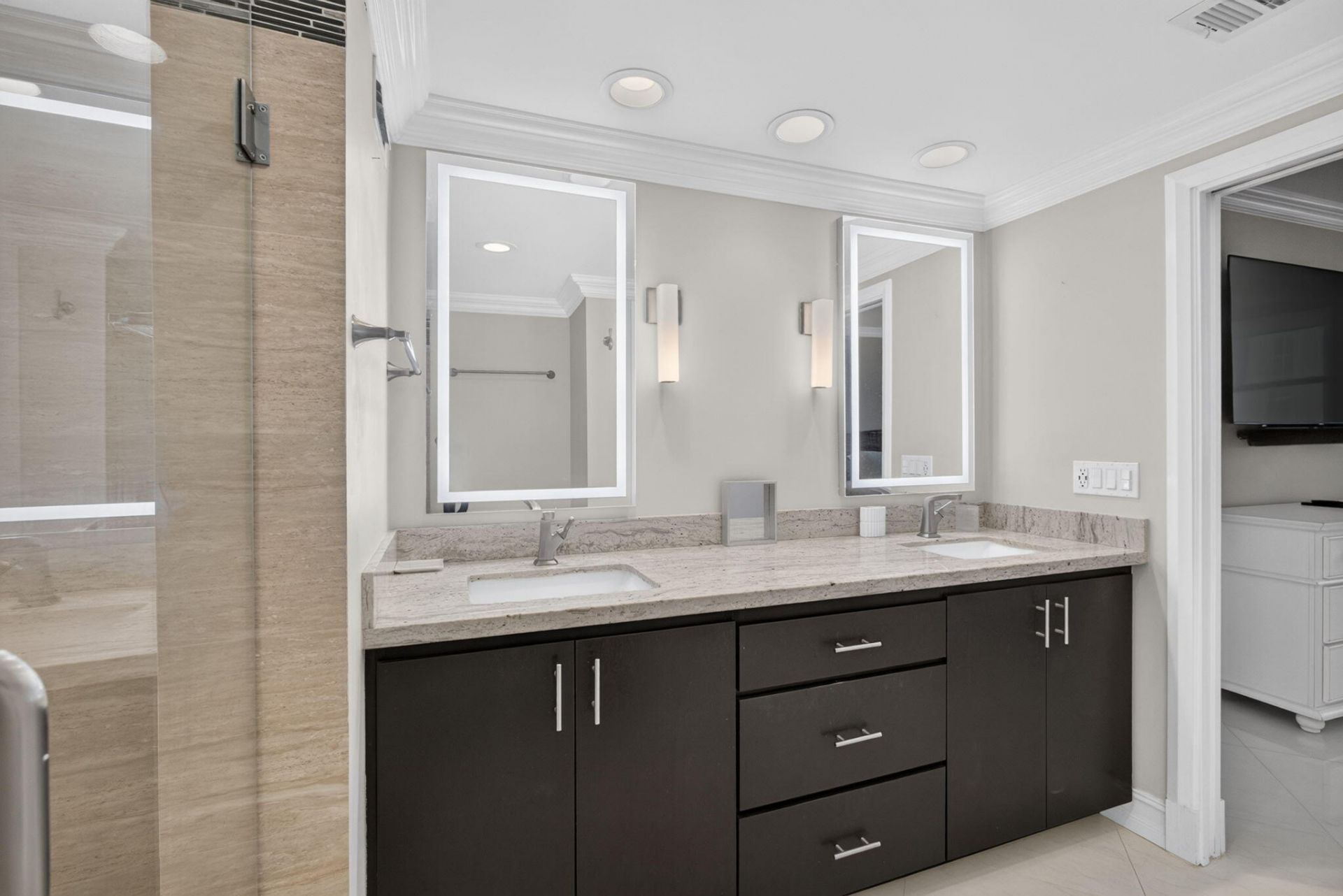 5400 N Ocean Drive, Unit 7b, Singer Island, FL 33404 Photo