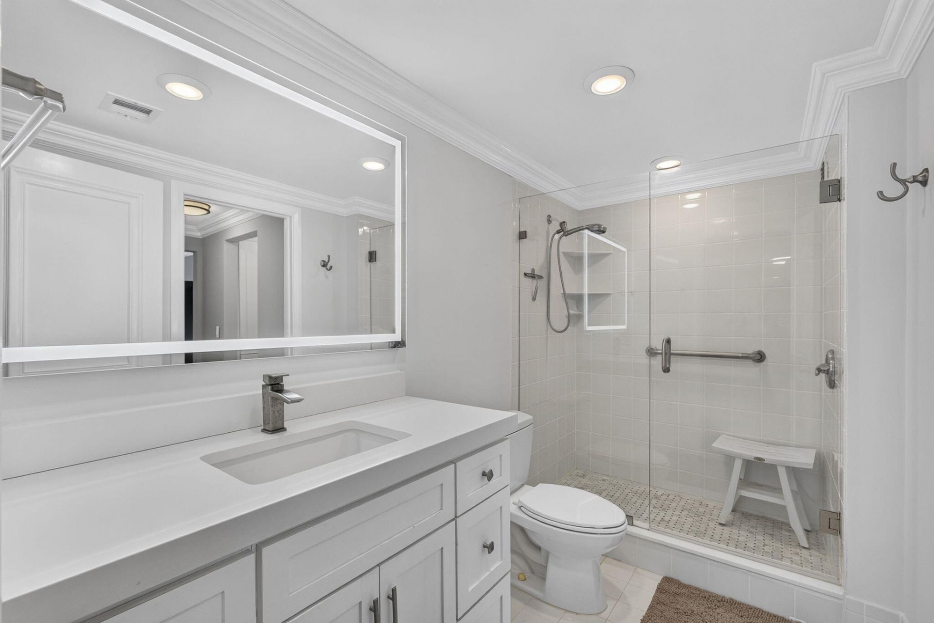 5400 N Ocean Drive, Unit 7b, Singer Island, FL 33404 Photo