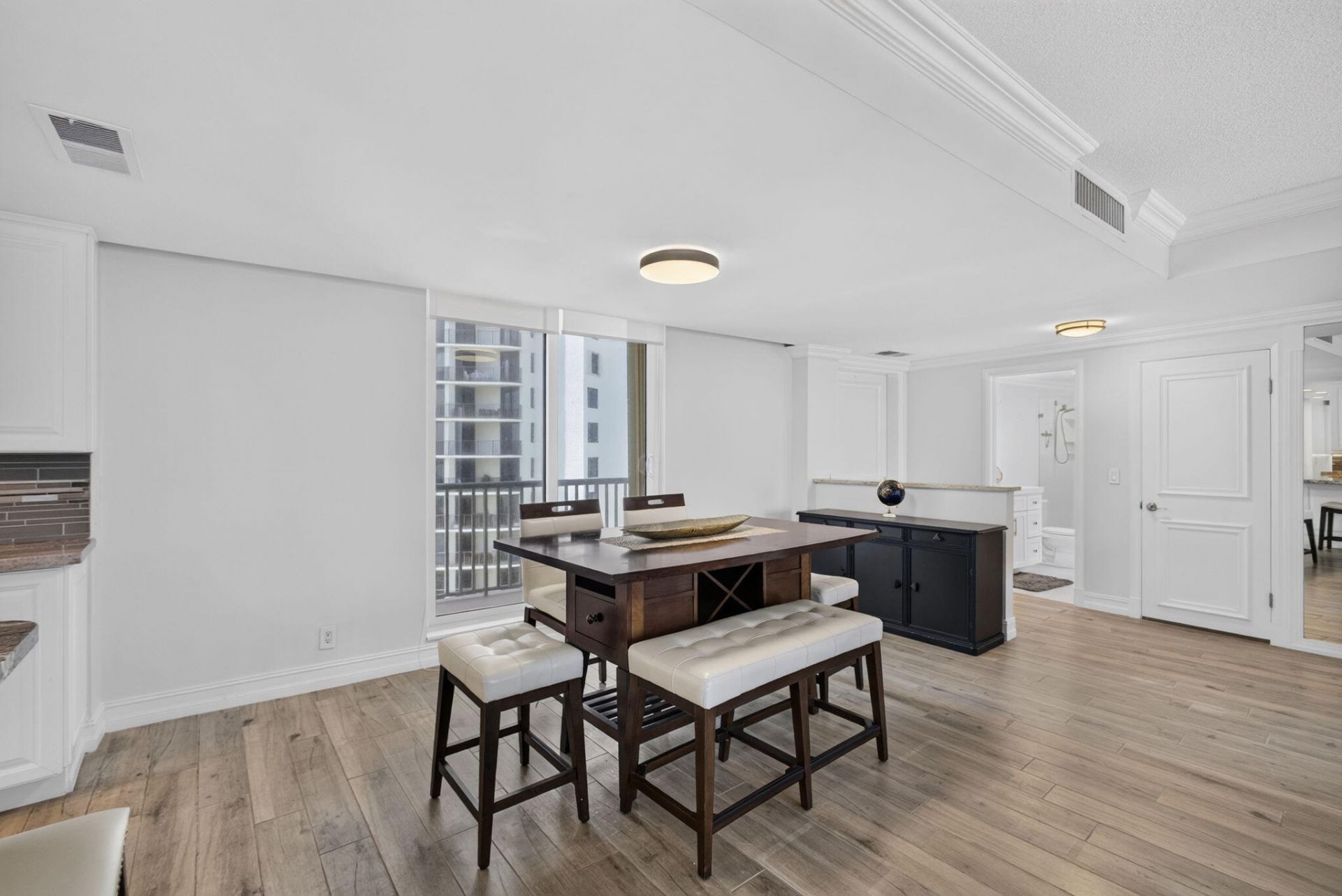 5400 N Ocean Drive, Unit 7b, Singer Island, FL 33404 Photo