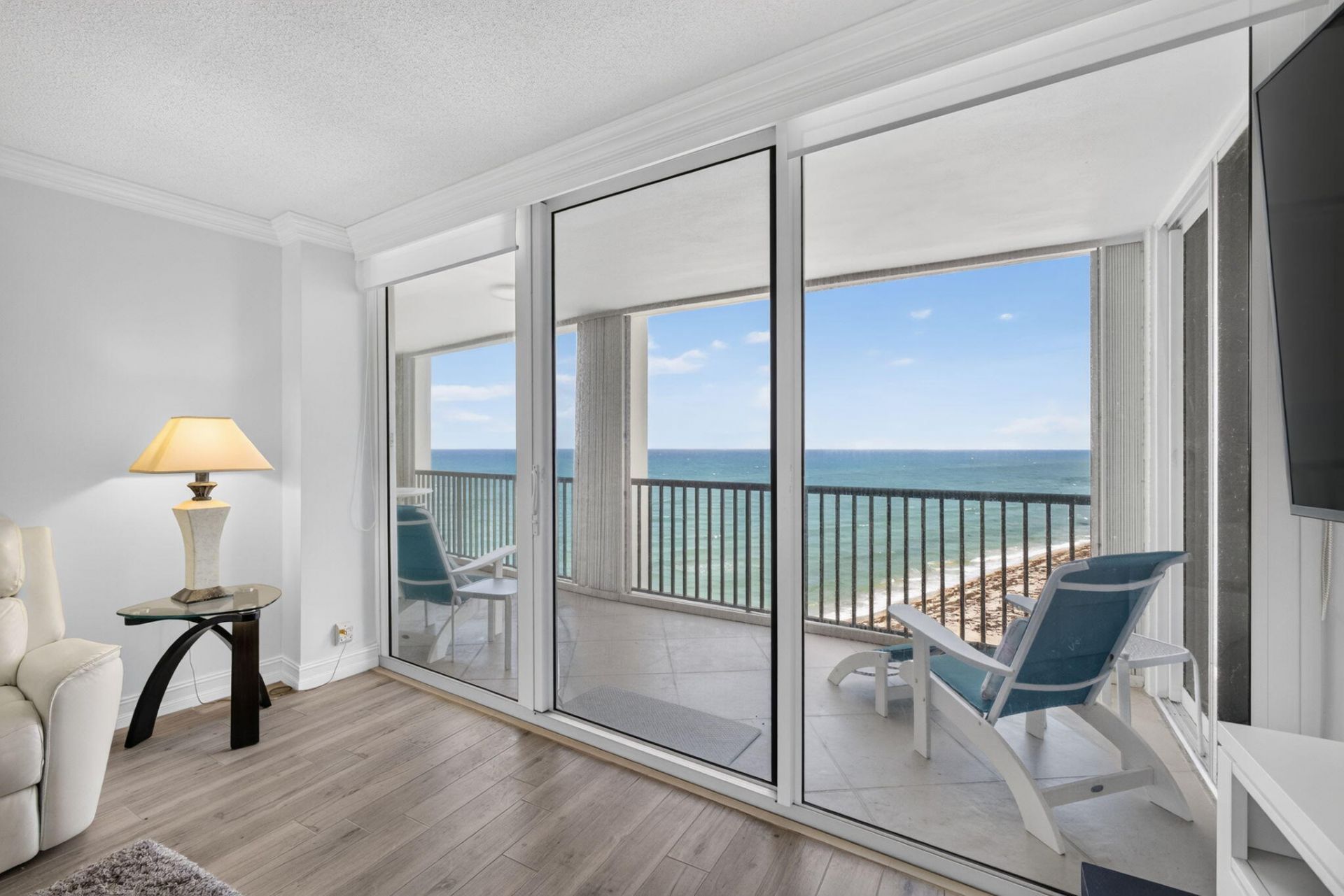 5400 N Ocean Drive, Unit 7b, Singer Island, FL 33404 Photo