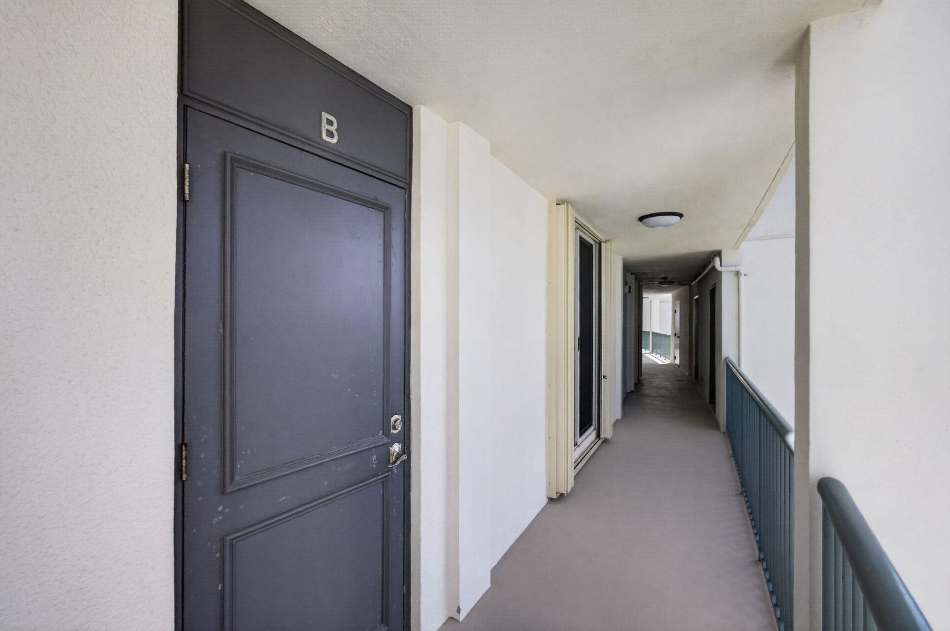 5400 N Ocean Drive, Unit 7b, Singer Island, FL 33404 Photo