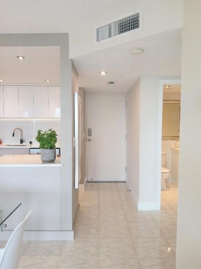 1830 Embassy Drive, Unit 309, West Palm Beach, FL 33401 Photo