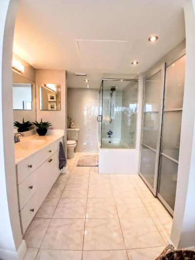 1830 Embassy Drive, Unit 309, West Palm Beach, FL 33401 Photo