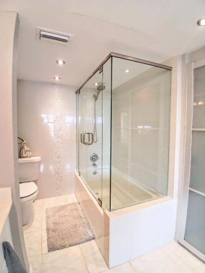 1830 Embassy Drive, Unit 309, West Palm Beach, FL 33401 Photo