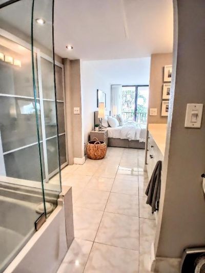 1830 Embassy Drive, Unit 309, West Palm Beach, FL 33401 Photo