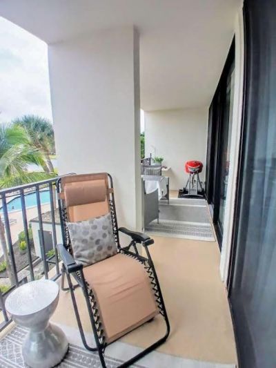 1830 Embassy Drive, Unit 309, West Palm Beach, FL 33401 Photo