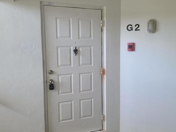 1011 Green Pine Boulevard, Unit G2, West Palm Beach, FL 33409