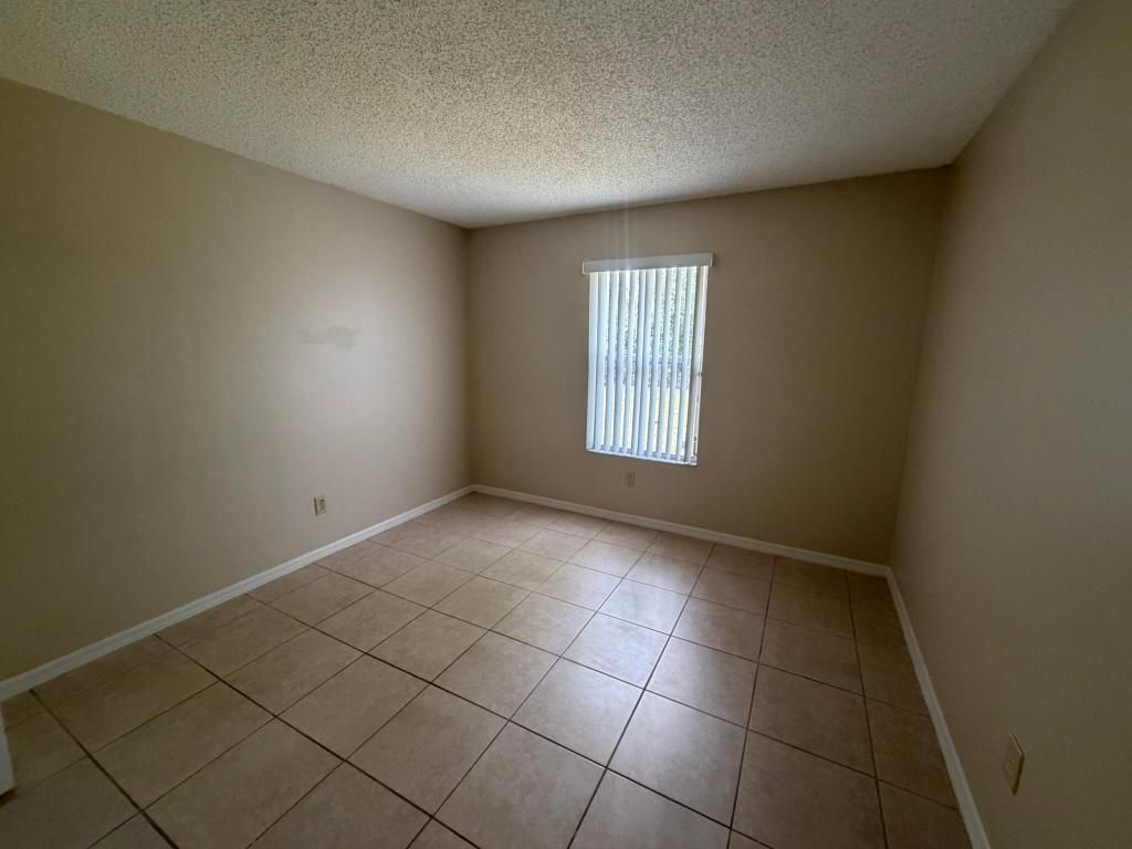 2342 SW Bayshore Boulevard, Port Saint Lucie, FL 34984 Photo