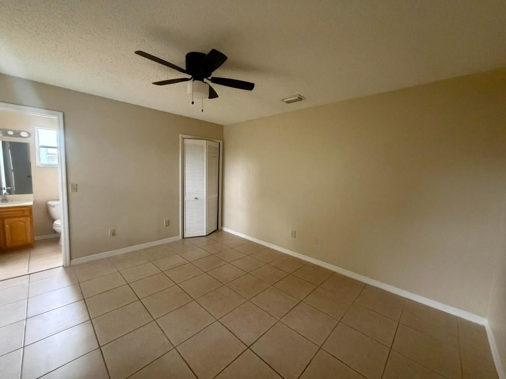 2342 SW Bayshore Boulevard, Port Saint Lucie, FL 34984 Photo