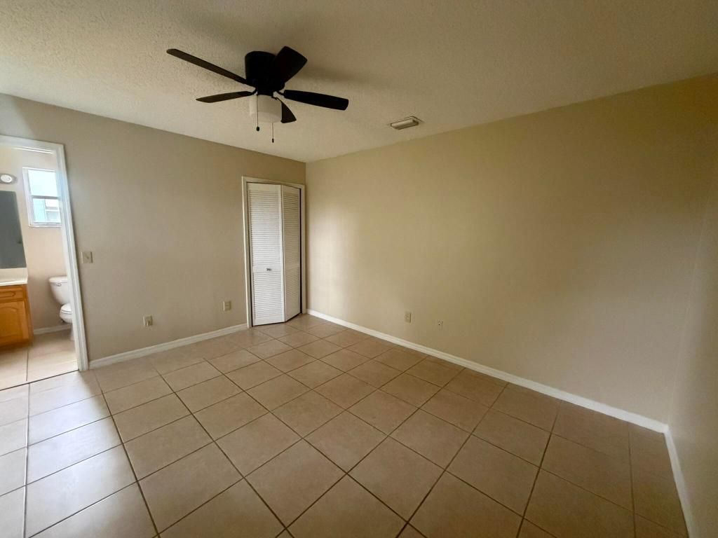 2342 SW Bayshore Boulevard, Port Saint Lucie, FL 34984 Photo