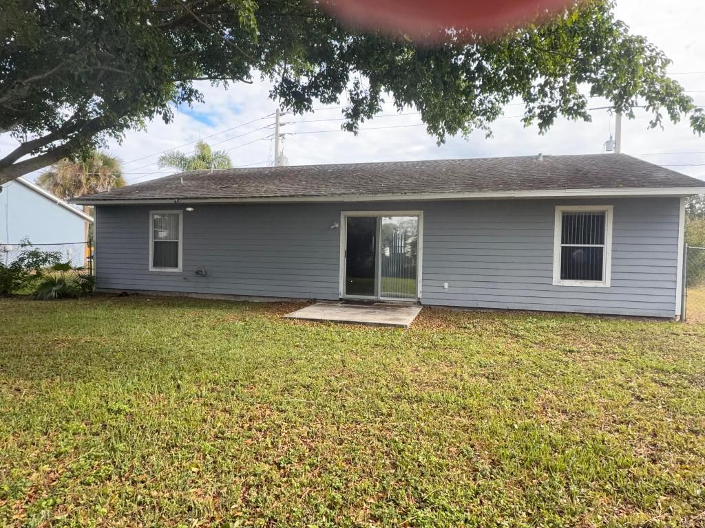 2342 SW Bayshore Boulevard, Port Saint Lucie, FL 34984 Photo