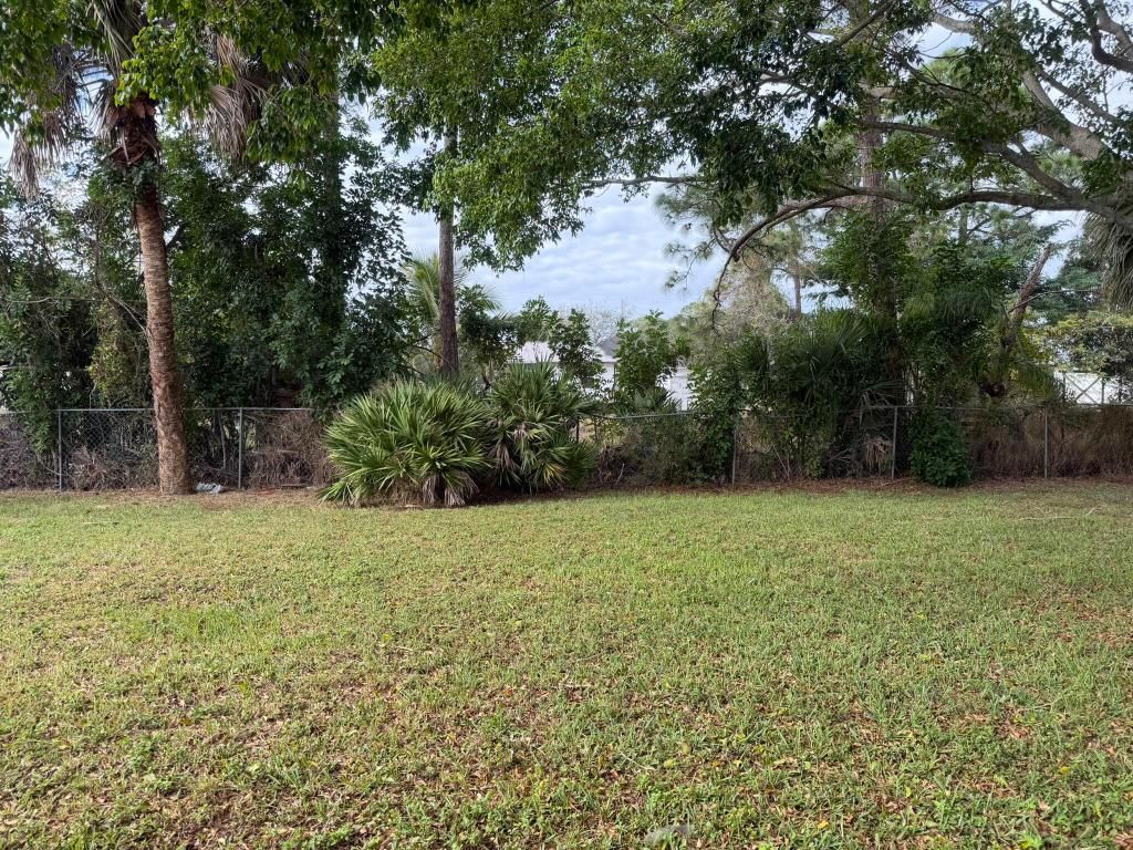 2342 SW Bayshore Boulevard, Port Saint Lucie, FL 34984 Photo
