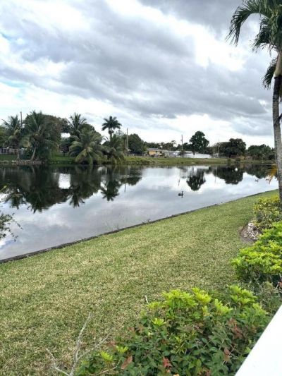 106 Pepper Tree Crescent, Royal Palm Beach, FL 33411 Photo