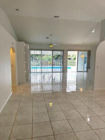 106 Pepper Tree Crescent, Royal Palm Beach, FL 33411 Photo