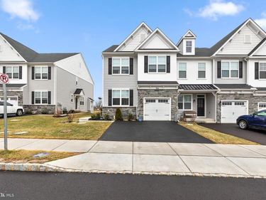 106 CHARLES LANE, HARLEYSVILLE, PA 19438