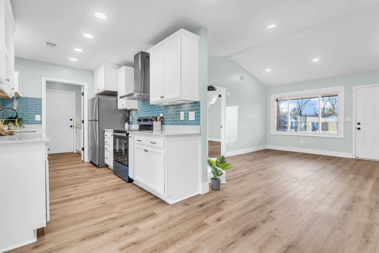 106 Teddy Court Photo 10