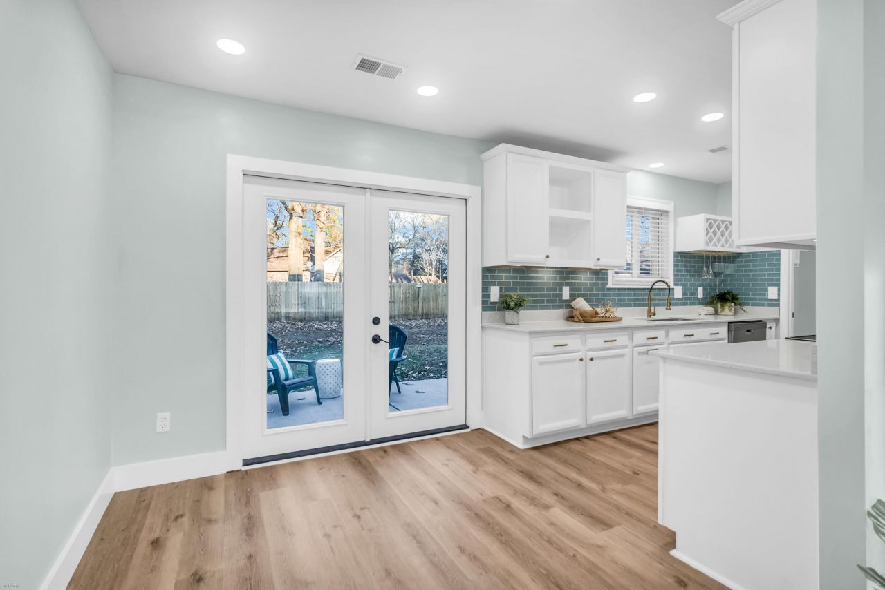 106 Teddy Court Photo 11