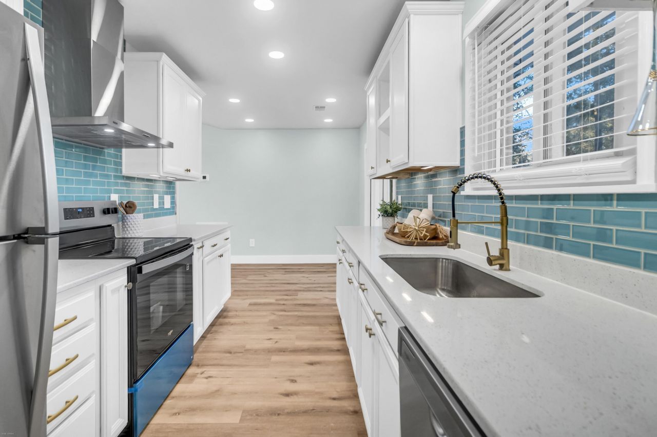 106 Teddy Court Photo 15