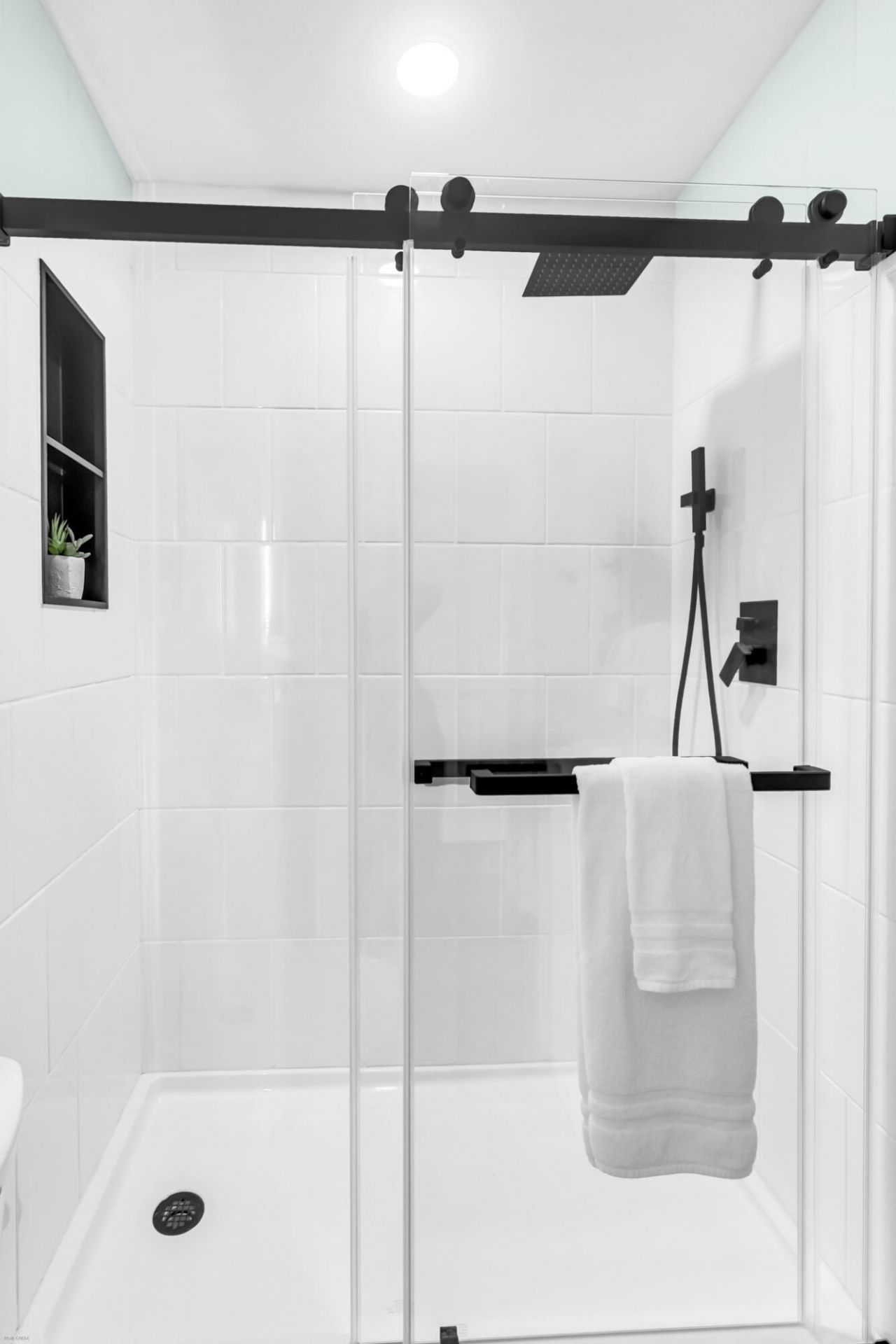 106 Teddy Court Photo 22