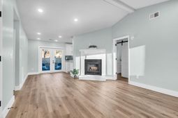 106 Teddy Court photo 4