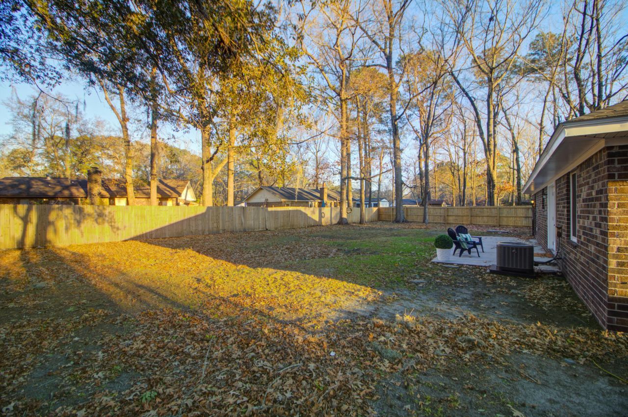 106 Teddy Court Photo 40