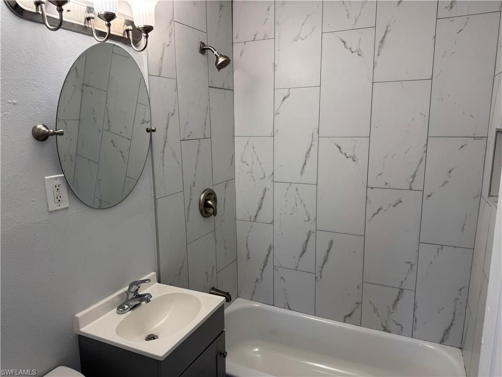 2711 Elmwood St, Fort Myers, FL 33901 Photo