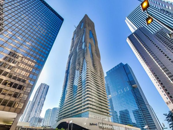 225 N Columbus Drive, Unit 5310, Chicago, IL 60601