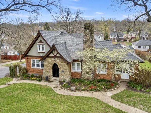 6610 Hudson Parkway, Amberley, OH 45213