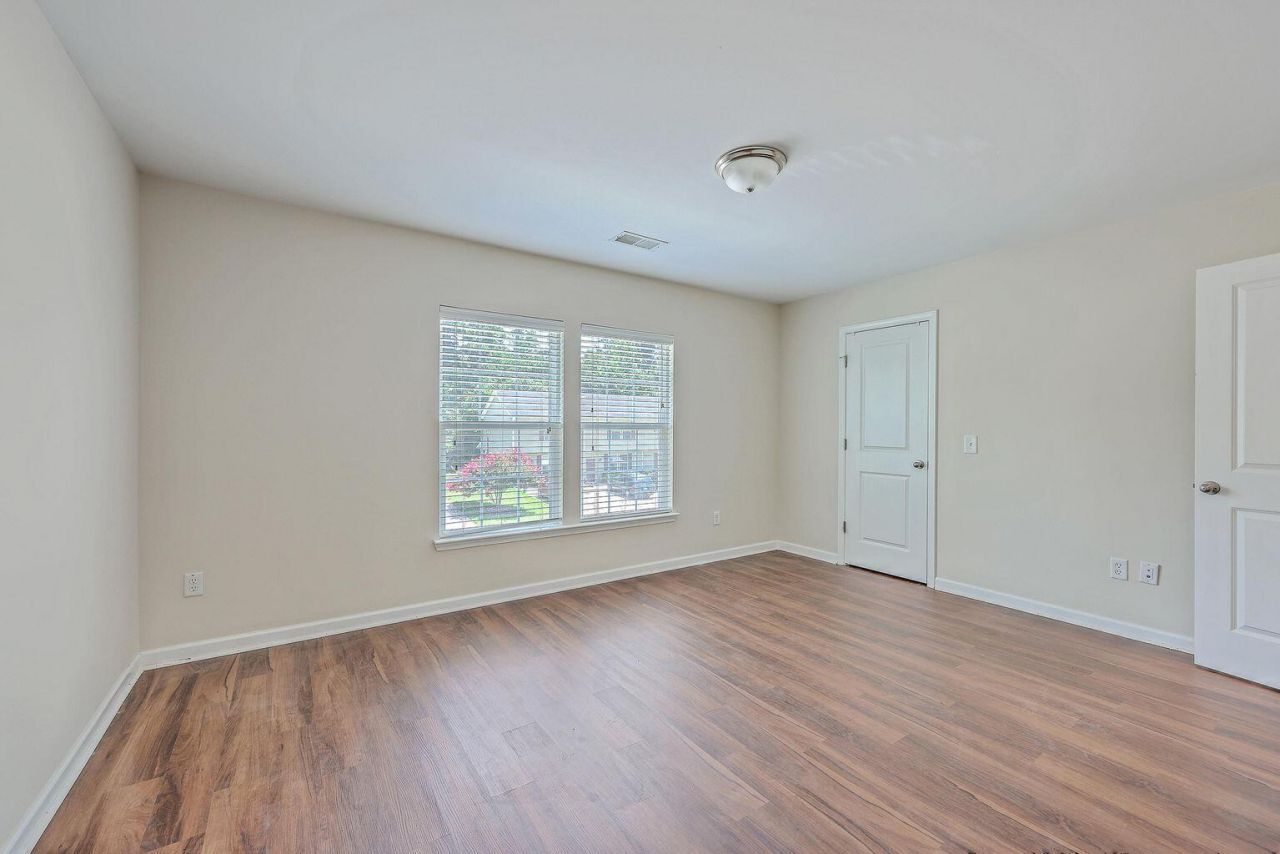 1064 Lexi Court Photo 14