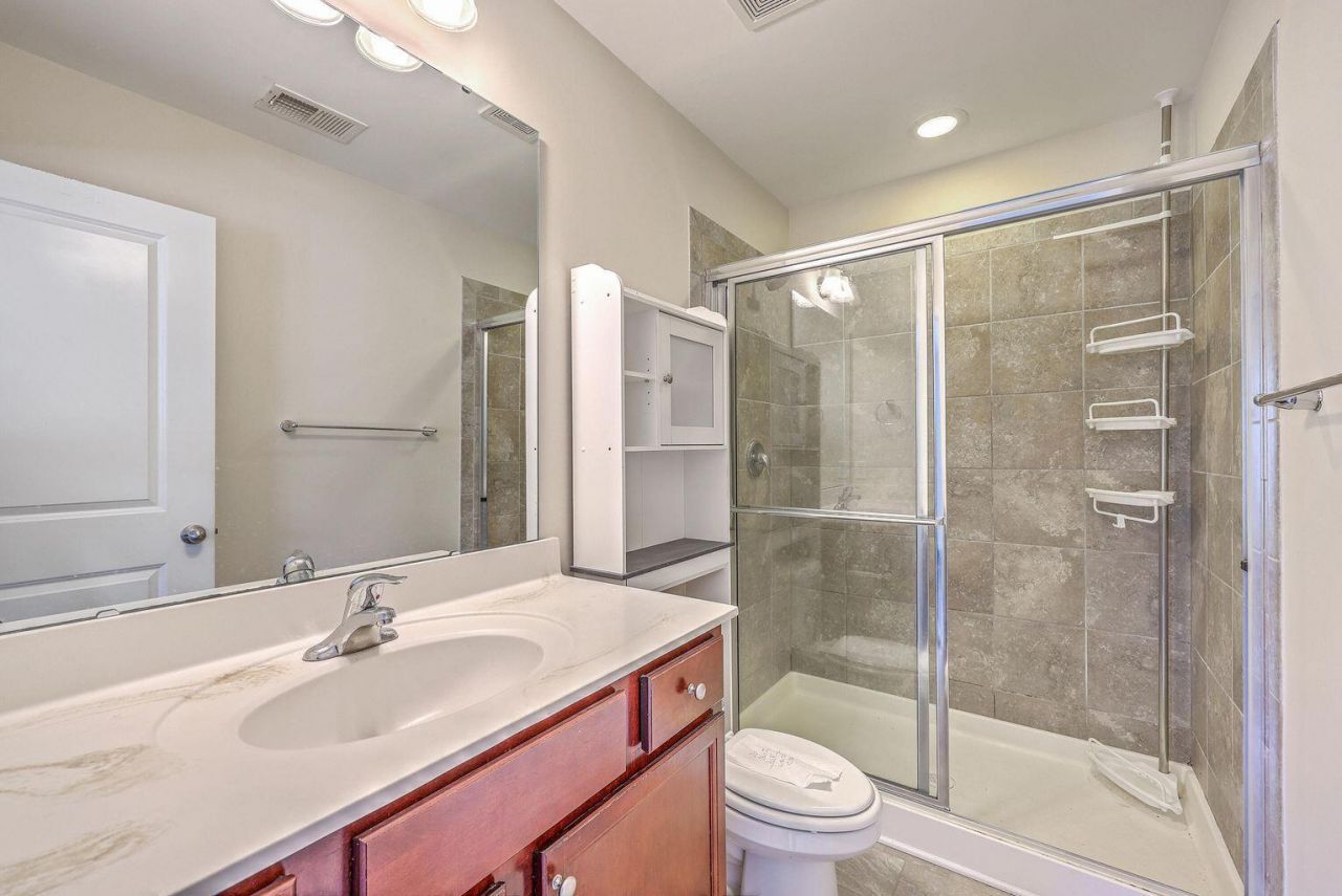 1064 Lexi Court Photo 16