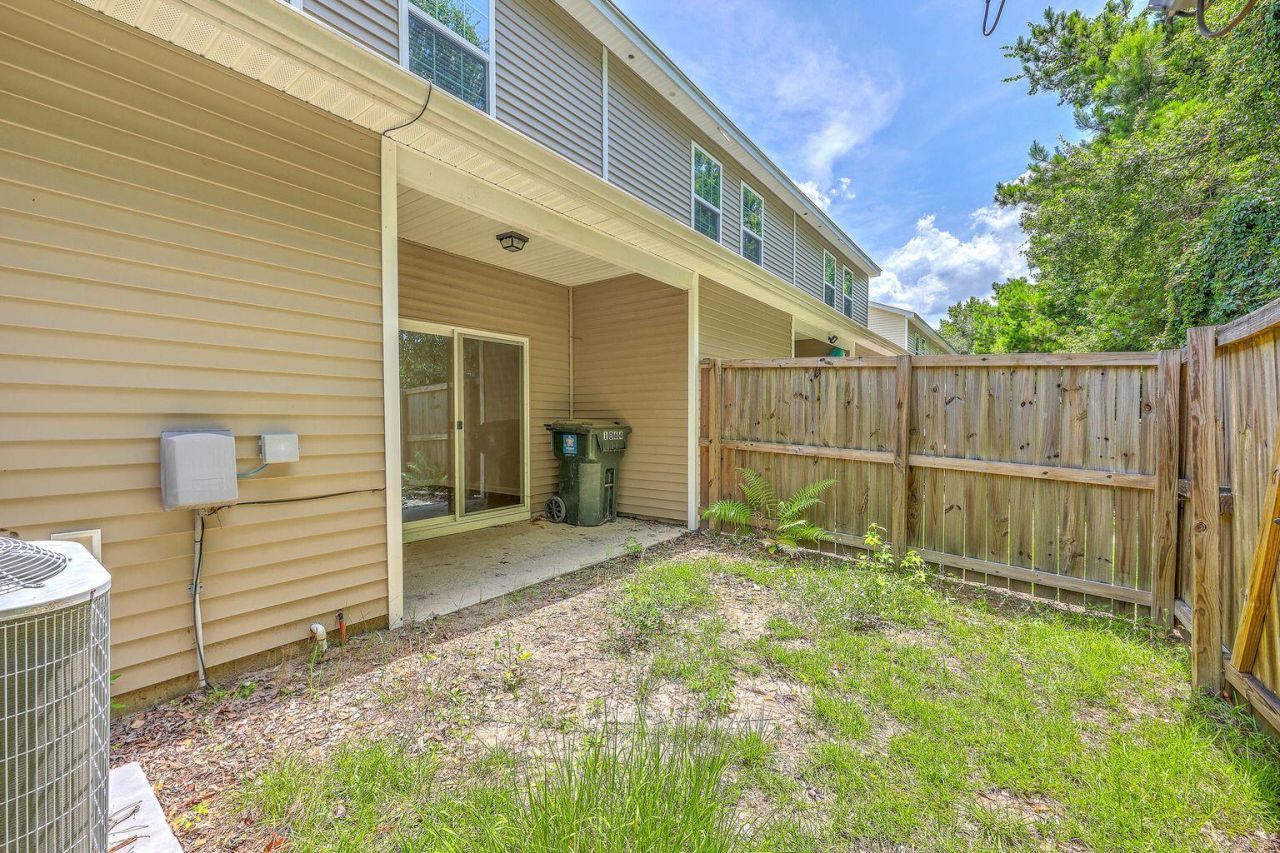 1064 Lexi Court Photo 22