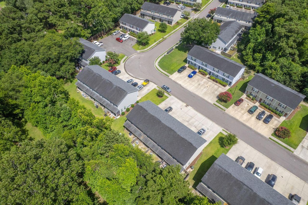 1064 Lexi Court Photo 35