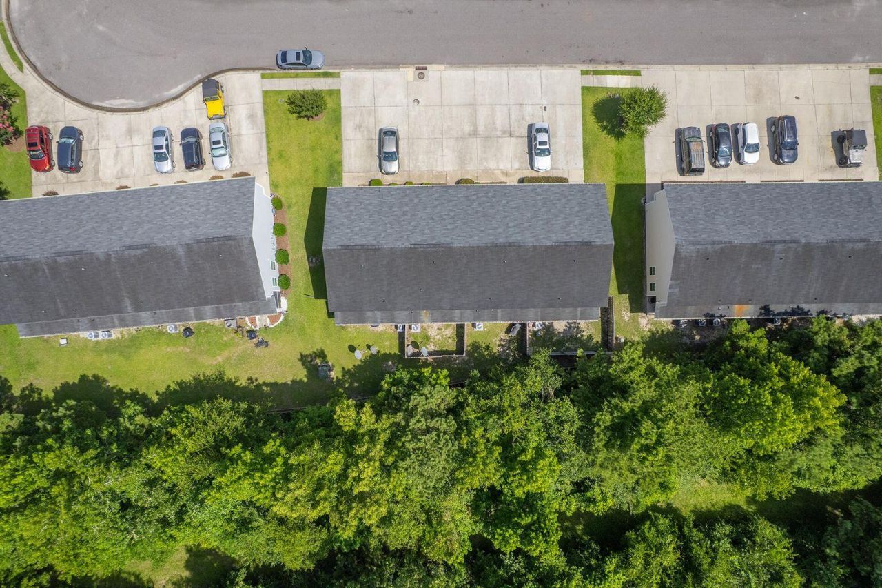 1064 Lexi Court Photo 36