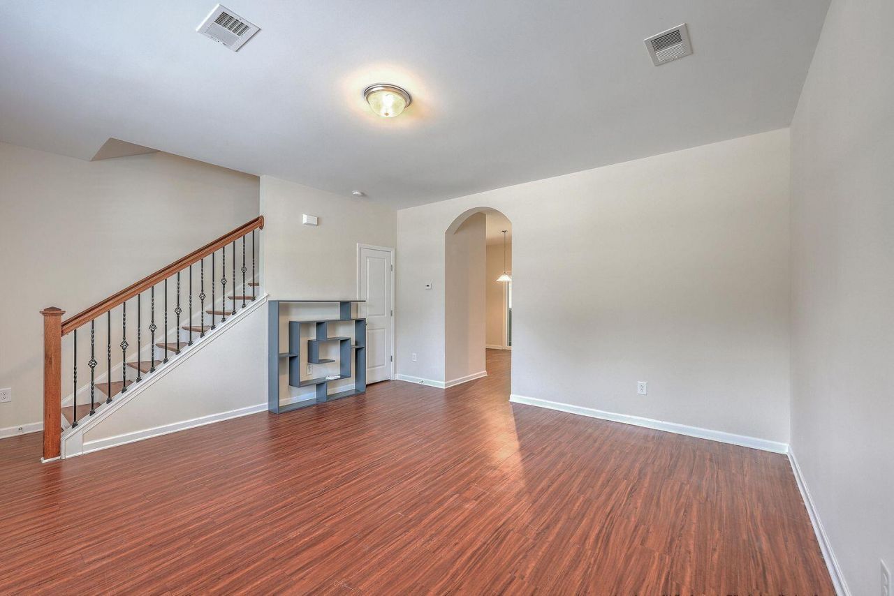 1064 Lexi Court Photo 6