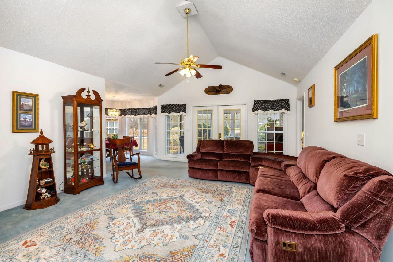 136 Ridge Lake Drive Photo 16