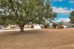 136 Ridge Lake Drive photo 4