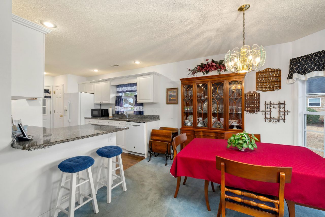 136 Ridge Lake Drive Photo 20