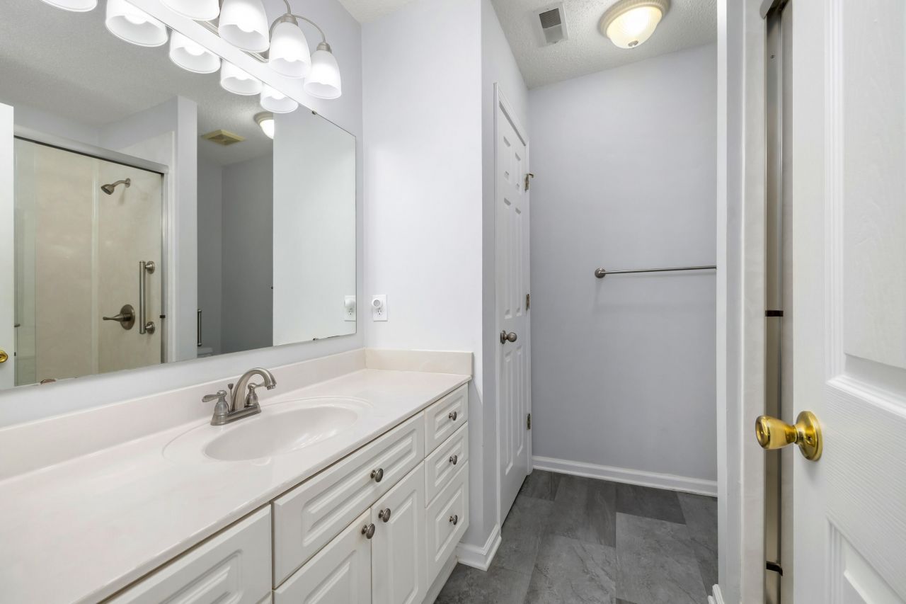 136 Ridge Lake Drive Photo 30