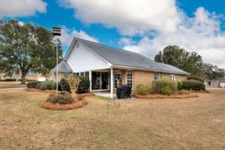 136 Ridge Lake Drive photo 4