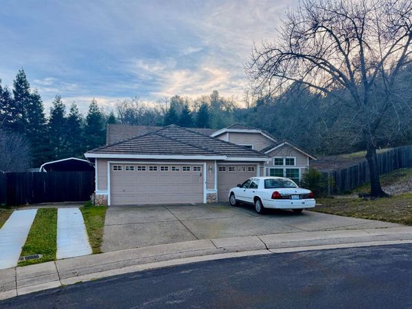 5207 Equestrian Ct, Rocklin, CA 95677