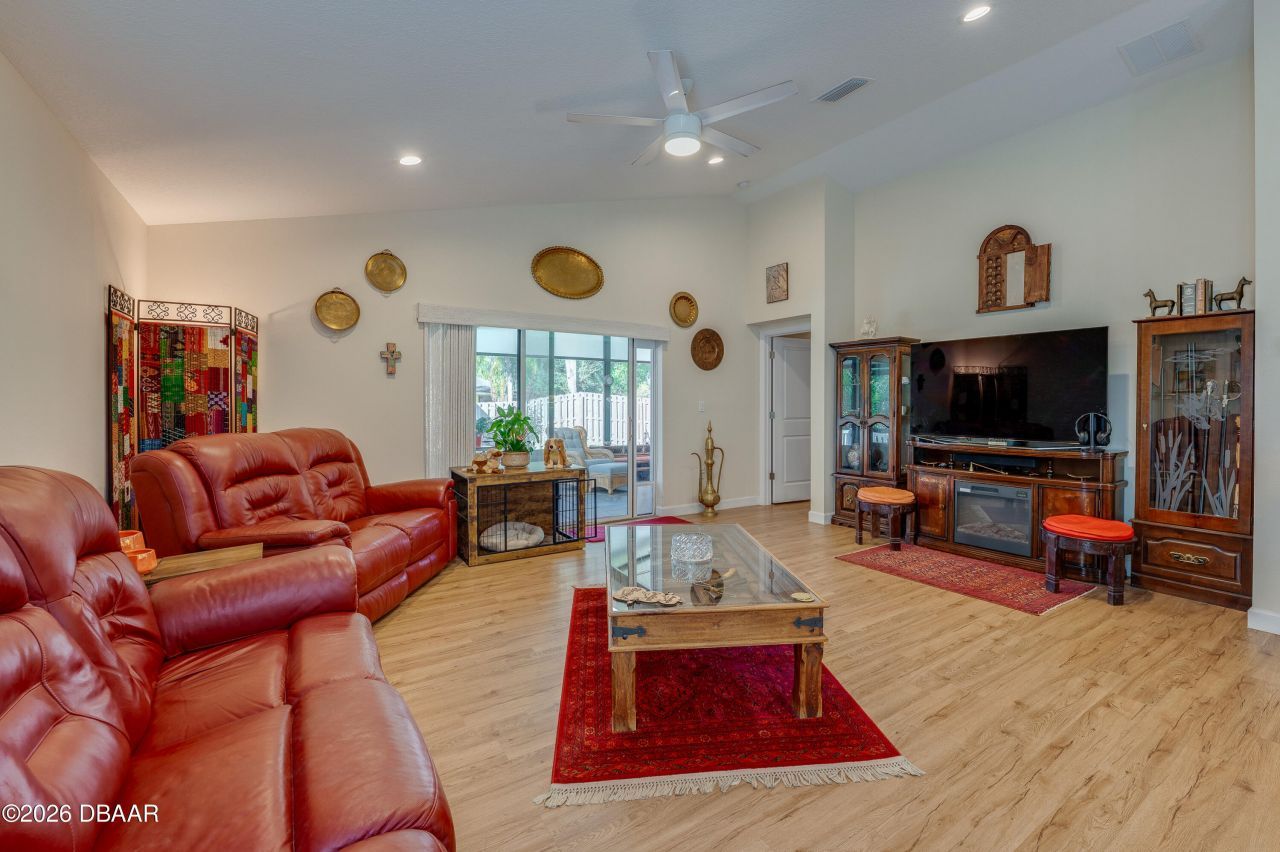 812 Hamilton Street, New Smyrna Beach, FL 32168 Photo