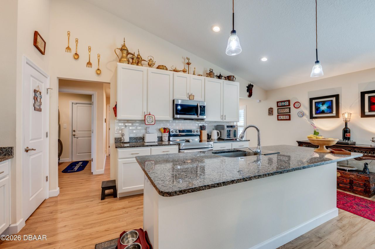 812 Hamilton Street, New Smyrna Beach, FL 32168 Photo