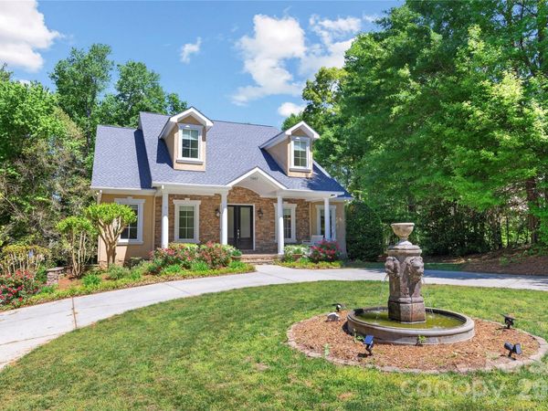 7967 Glen Abbey Circle, Stanley, NC 28164