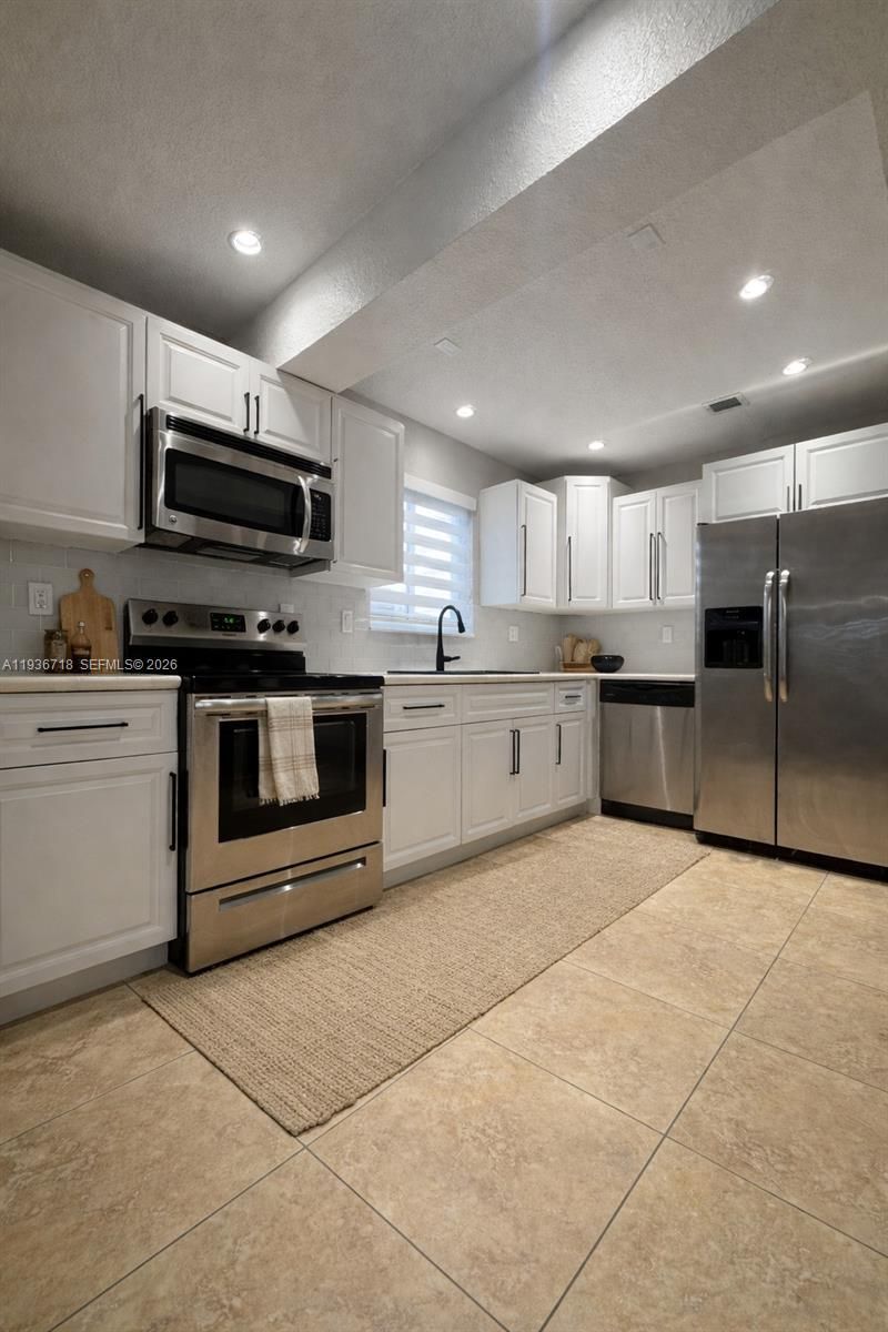 17831 NW 84th Ct, Miami, FL 33015 Photo