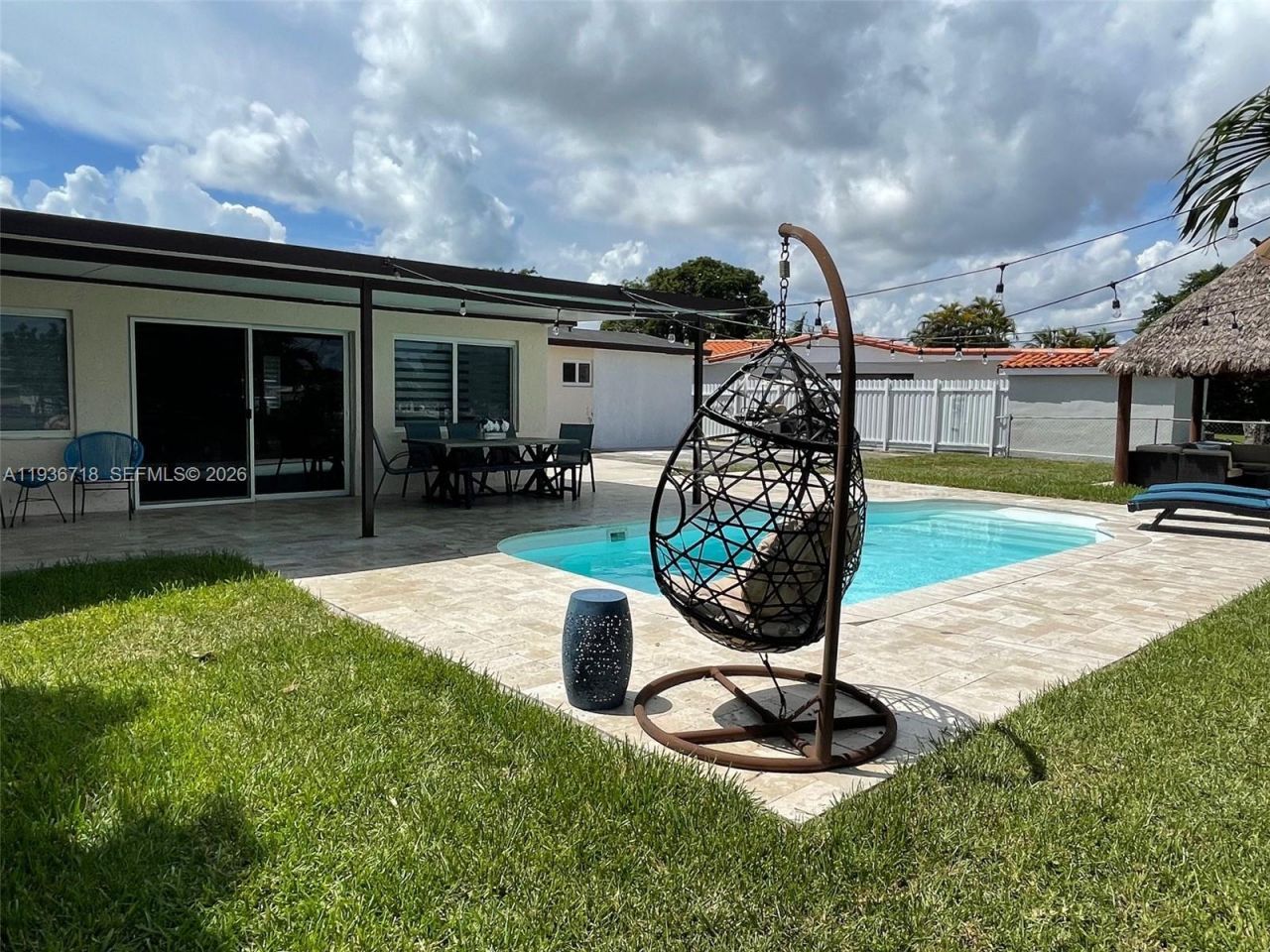 17831 NW 84th Ct, Miami, FL 33015 Photo